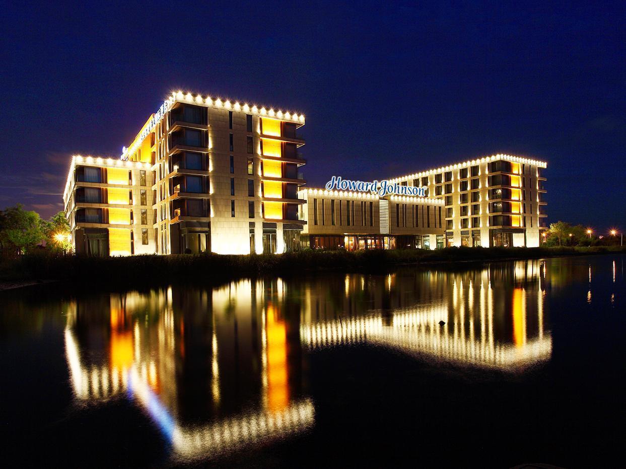 Howard Johnson Plaza Lingang Shanghai Nanhui Εξωτερικό φωτογραφία
