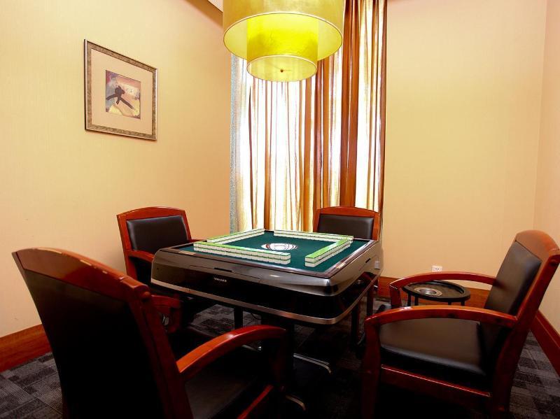 Howard Johnson Plaza Lingang Shanghai Nanhui Εξωτερικό φωτογραφία