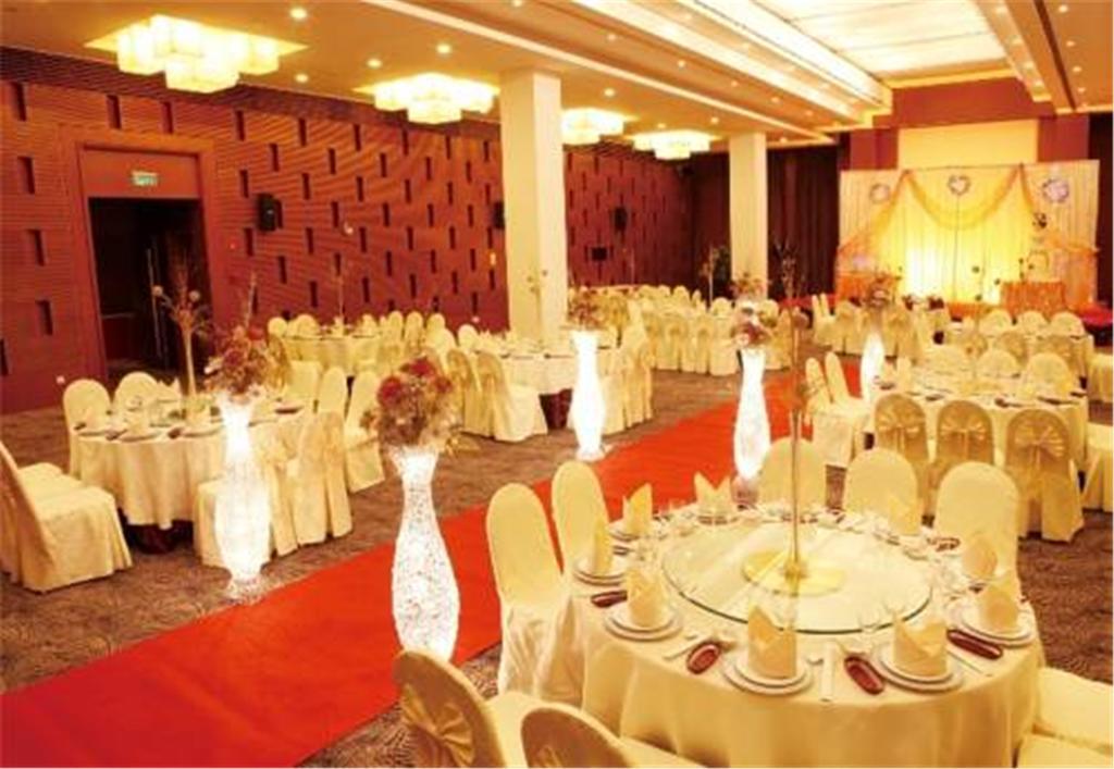 Howard Johnson Plaza Lingang Shanghai Nanhui Εξωτερικό φωτογραφία