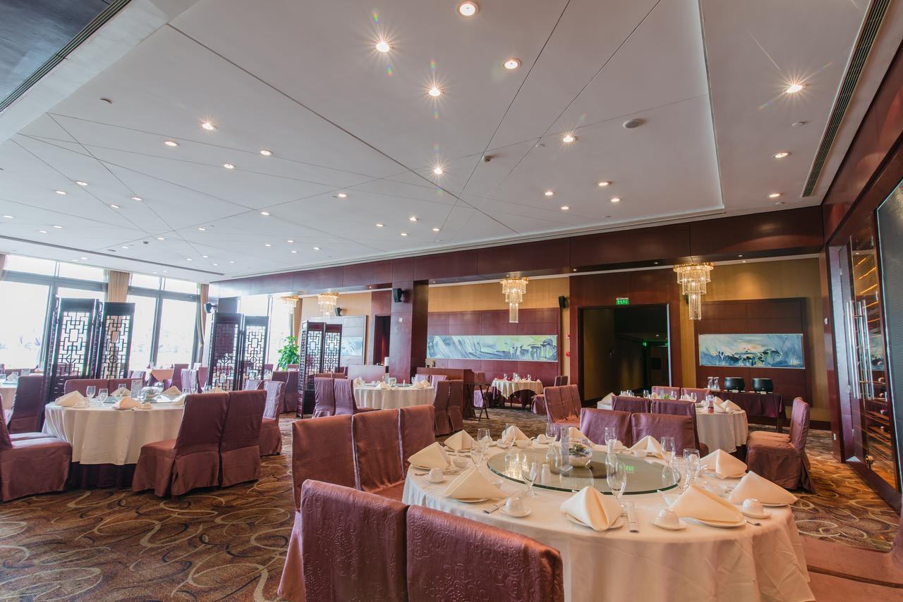 Howard Johnson Plaza Lingang Shanghai Nanhui Εξωτερικό φωτογραφία