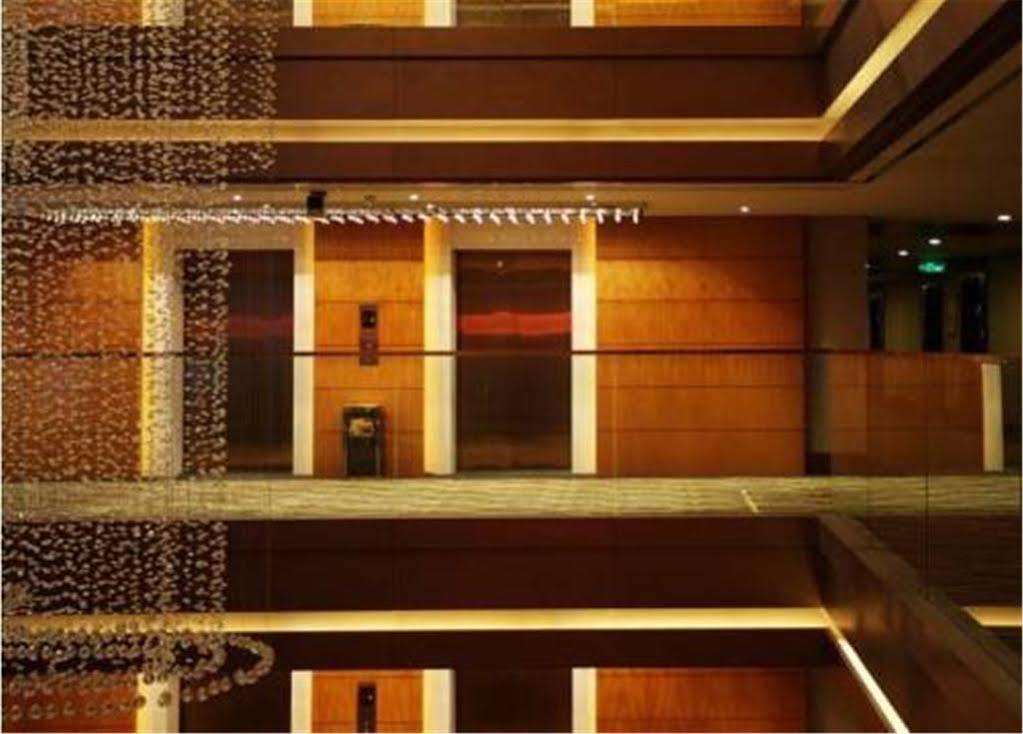 Howard Johnson Plaza Lingang Shanghai Nanhui Εξωτερικό φωτογραφία