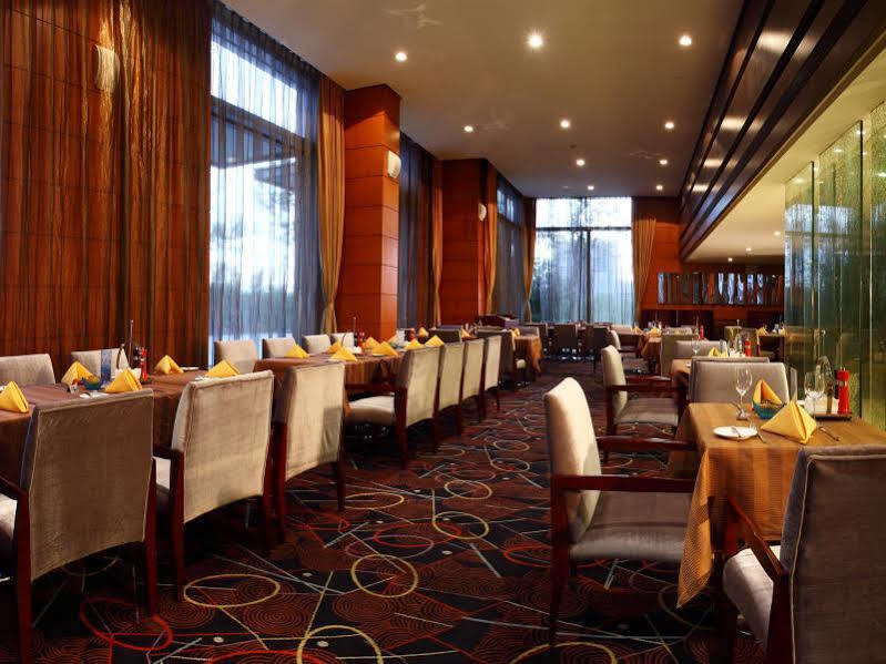 Howard Johnson Plaza Lingang Shanghai Nanhui Εξωτερικό φωτογραφία