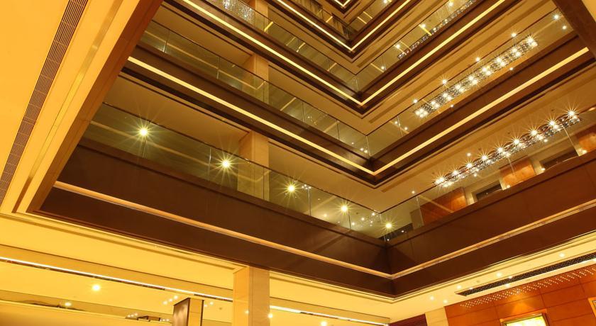 Howard Johnson Plaza Lingang Shanghai Nanhui Εξωτερικό φωτογραφία